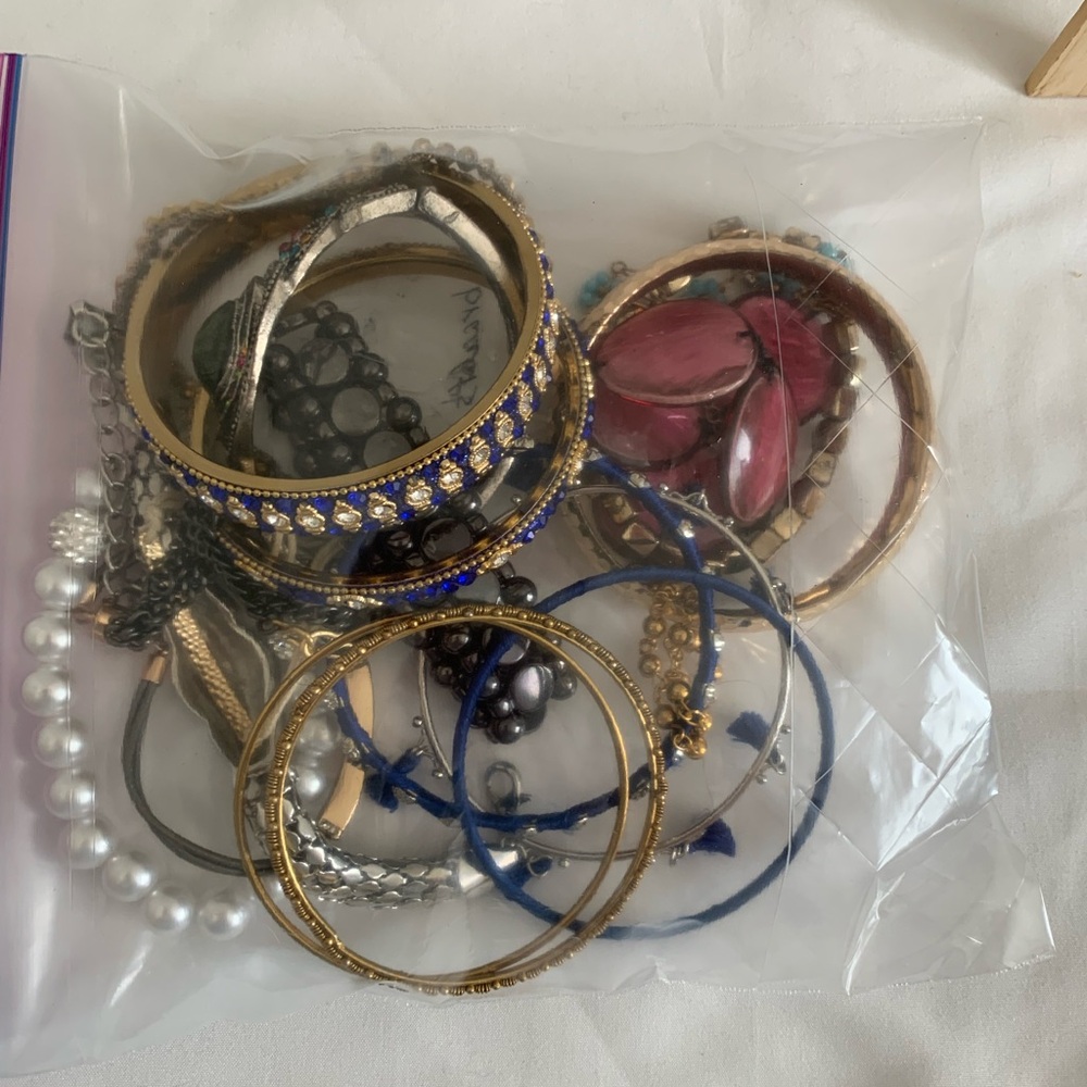 20 count bracelets wearable sellable bangles cuffs